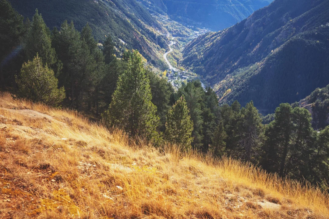 Miasto i architektura — Andorra la Vella Andora