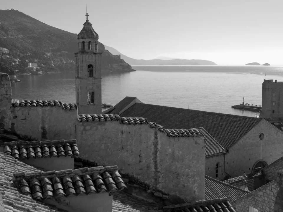 Góry i natura — Cadaqués Costa Brava Hiszpania
