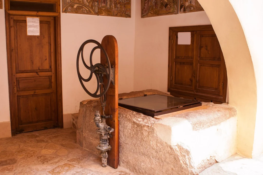 Góry i natura — Castel del Monte Apulia Włochy