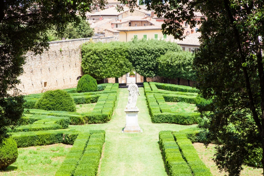 Miasto i architektura — Castello Aragonese Kalabria Włochy
