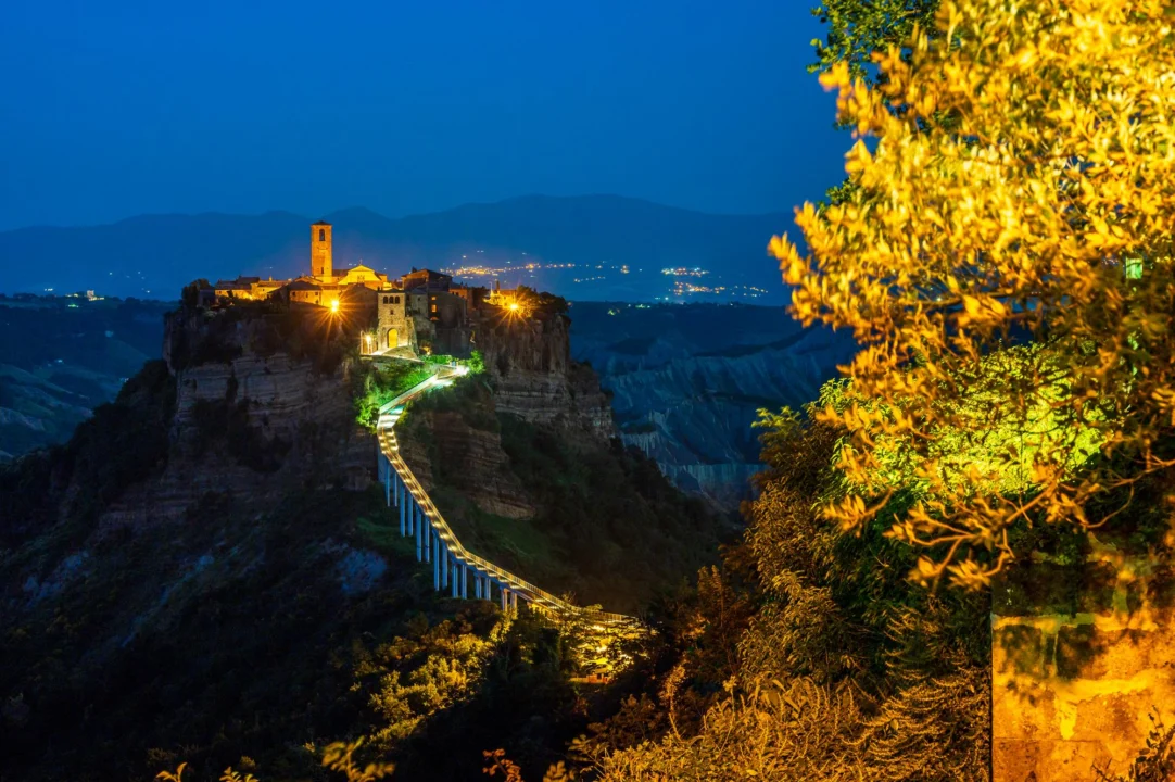 Miasto i architektura — Civita di Bagnoregio Lacjum Włochy