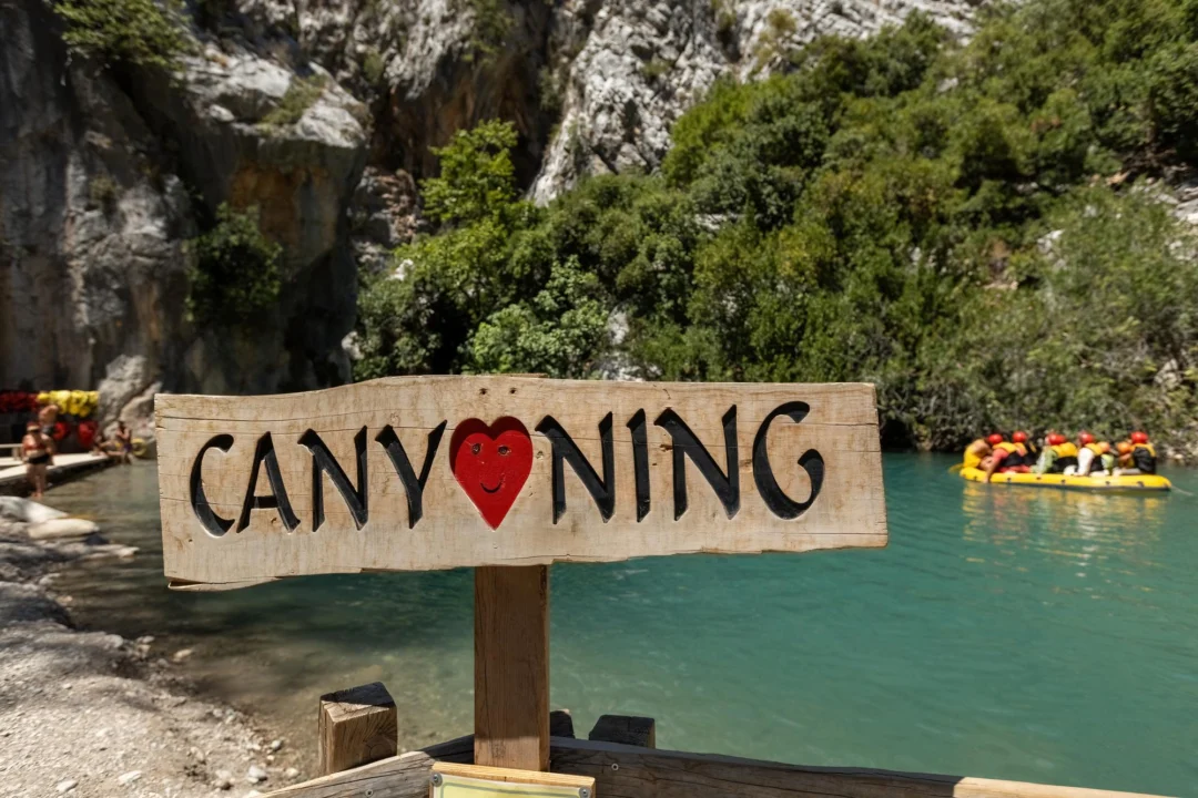 Kurort i widoki — Dolina Zagori Epirus Grecja