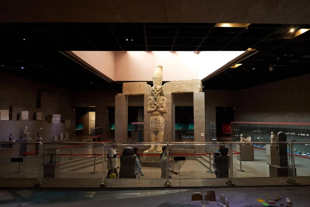 Góry i natura — Figueres i Muzeum Dalego Costa Brava Hiszpania