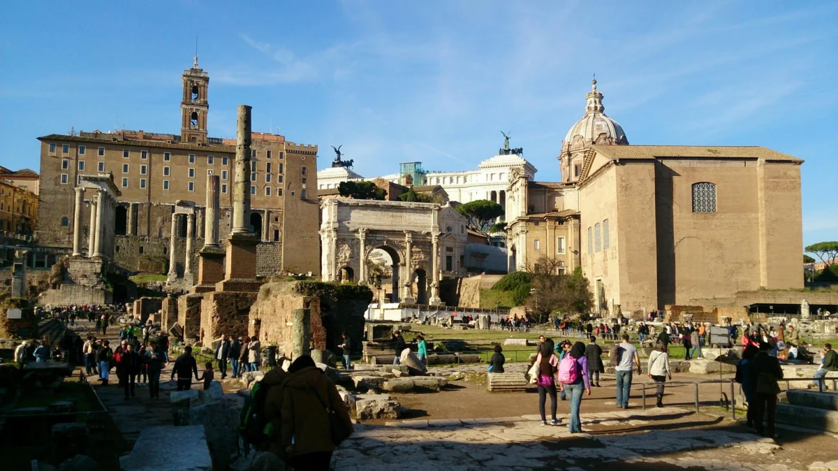 Atrakcje turystyczne — Forum Romanum Rzym Włochy