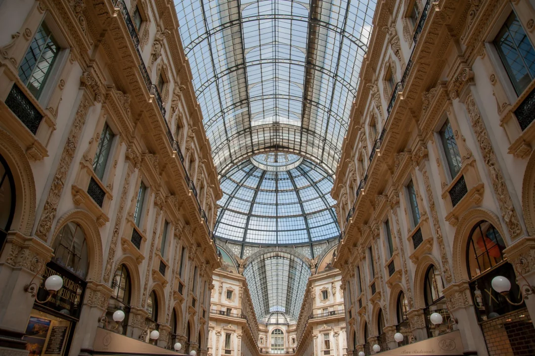 Góry i natura — Galeria Vittorio Emanuele II Mediolan Włochy