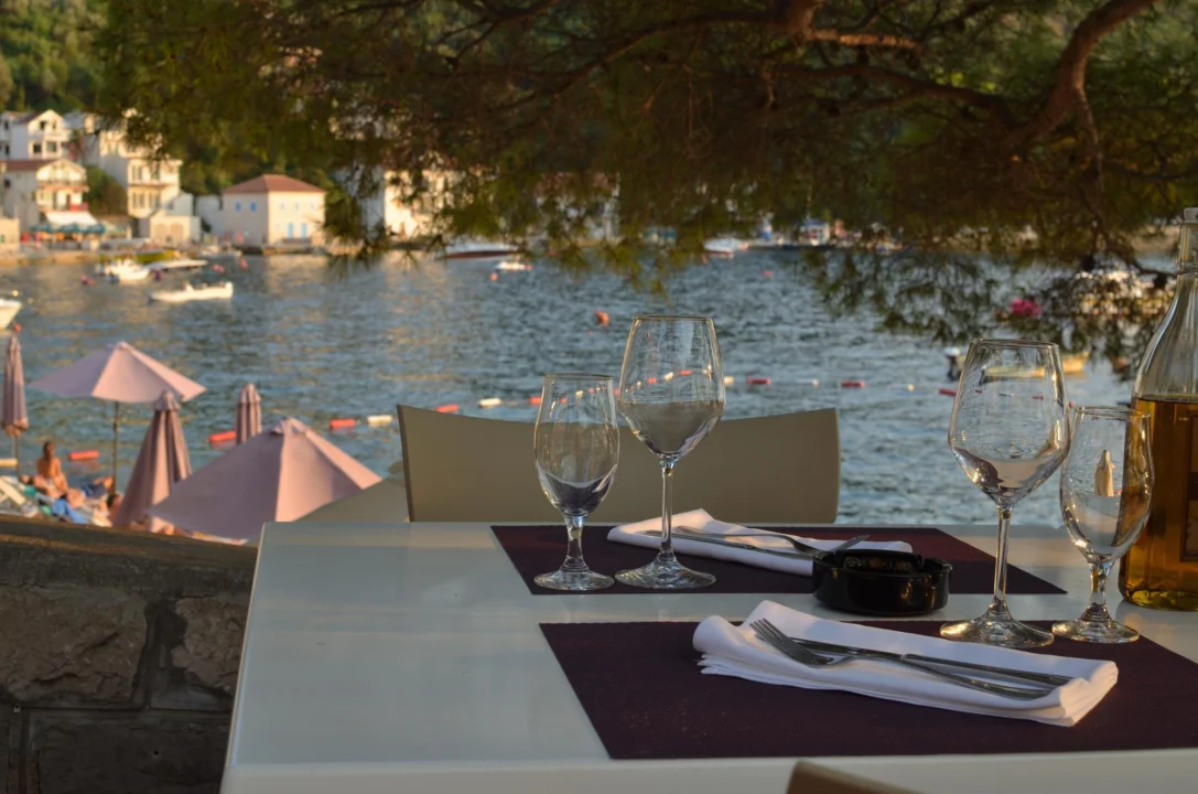 Miasto i architektura — Gardone Riviera i Vittoriale degli Italiani Jezioro Garda Włochy