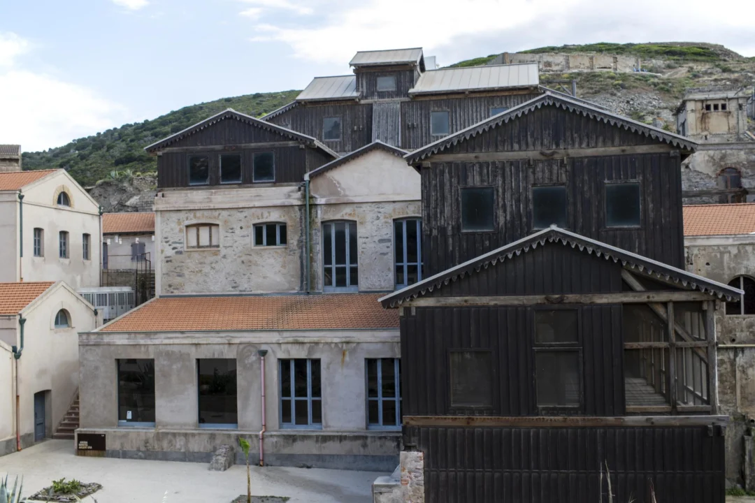 Góry i natura — Gjirokastër Wybrzeże Jońskie Albania