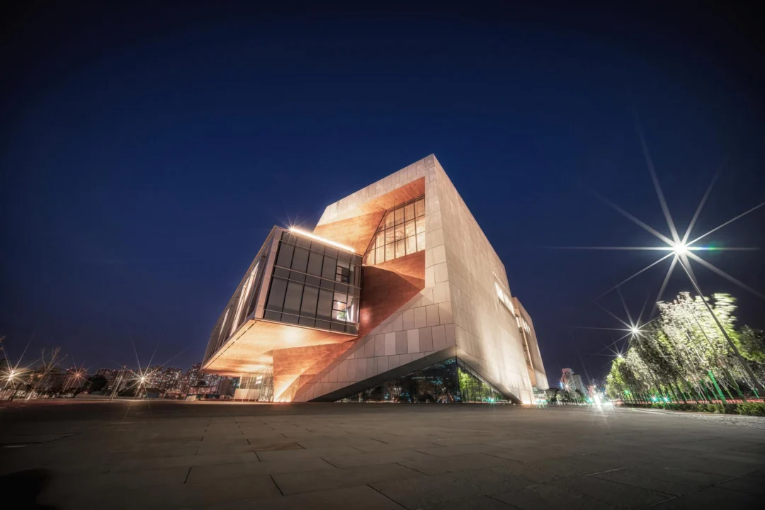 Miasto i architektura — Harpa Concert Hall Reykjavik Islandia