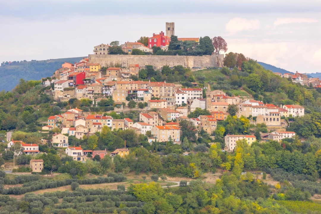 Miasto i architektura — Istria — trasa winna Istria Chorwacja