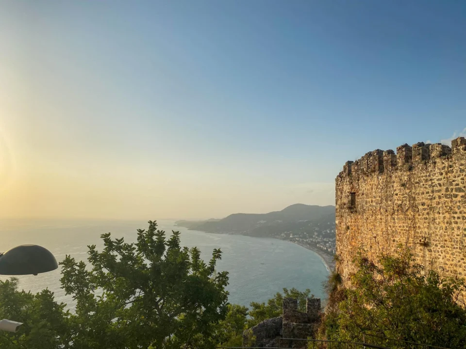 Kurort i widoki — Jaskinia Damlatas Alanya Turcja