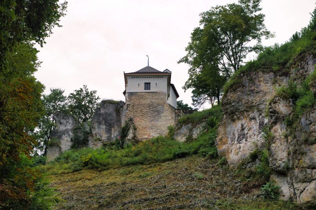 Miasto i architektura — Jaskinia Łokietka Jura Krakowska Polska
