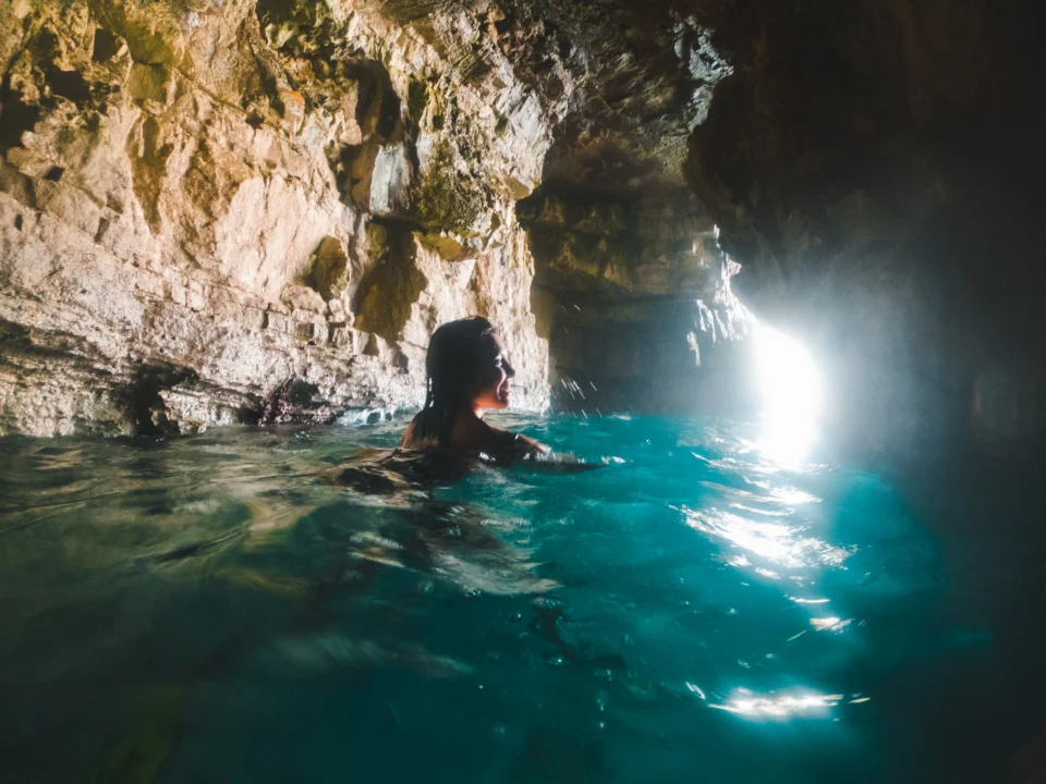 Atrakcje turystyczne — Jaskinie Blue Caves Zakynthos Grecja