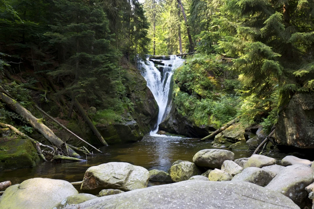 Góry i natura — Jezioro Szrenickie Sudety Polska