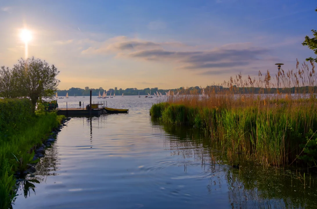 Kurort i widoki — Kanał Elbląski Warmia i Mazury Polska