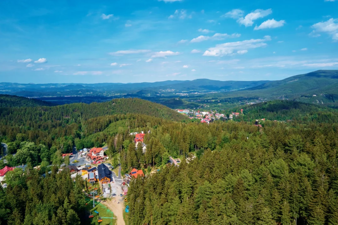 Góry i natura — Karpacz i Świątynia Wang Karkonosze Polska