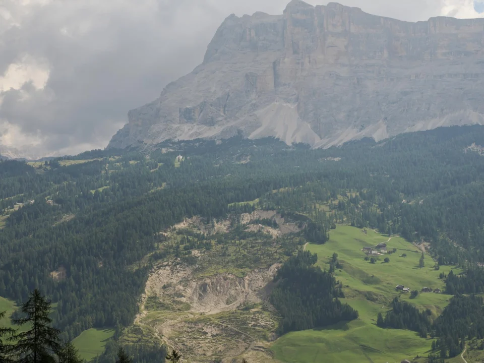 Góry i natura — Kastelruth Południowy Tyrol Austria