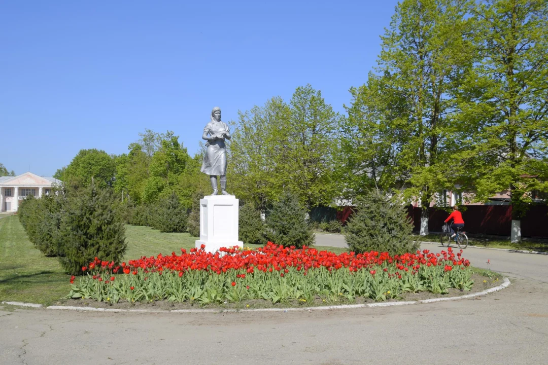 Atrakcje turystyczne — Katedra Zmartwychwstania Chrystusa Podgorica Czarnogóra