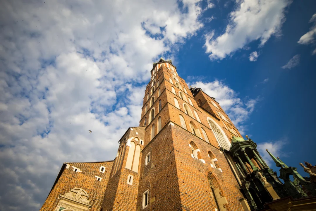 Atrakcje turystyczne — Kościół Mariacki Kraków Polska