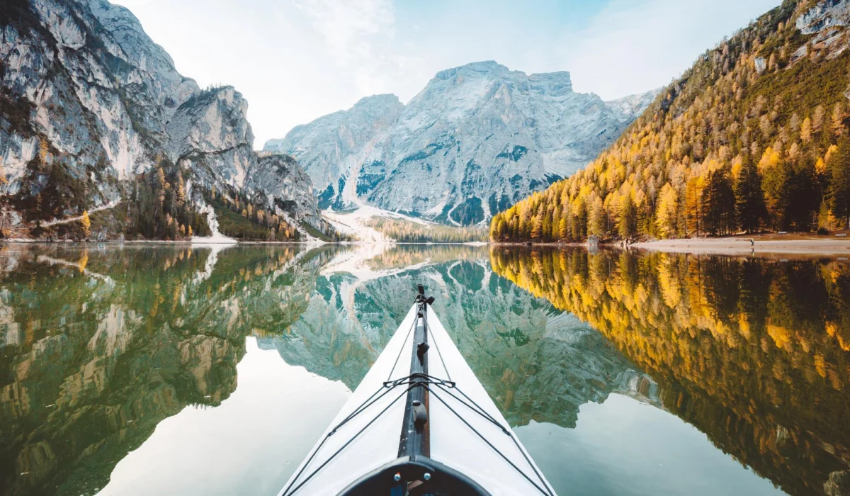 Góry i natura — Lago di Braies Południowy Tyrol Włochy