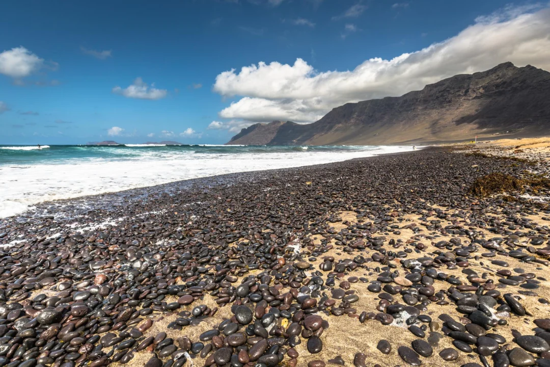 Plaża i wybrzeże — wakacje w Lanzarote Hiszpania