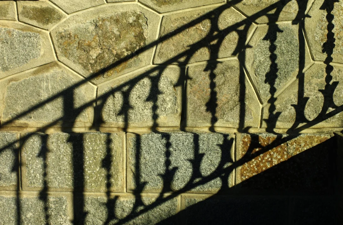 Góry i natura — Malcesine i Castello Scaligero Jezioro Garda Włochy