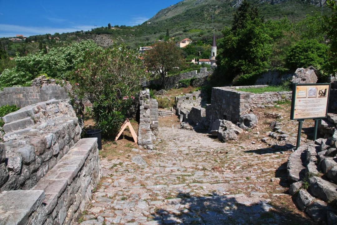 Góry i natura — Miasteczko Skiathos Skiathos Grecja