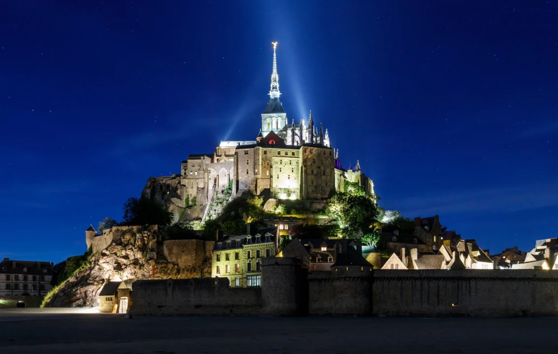 Miasto i architektura — Mont Saint-Michel Francja