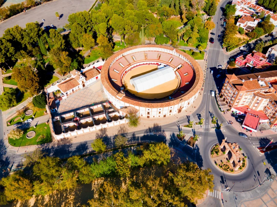 Miasto i architektura — Murowana wieża w Sieradzu Polska Centralna Polska