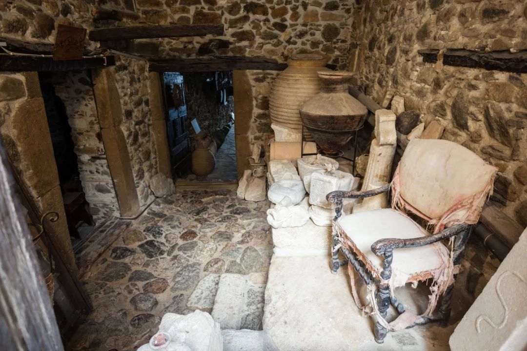 Plaża i wybrzeże — wakacje w Muzeum Archeologiczne w Naxos Naxos Grecja