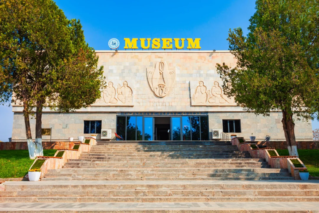Plaża i wybrzeże — wakacje w Muzeum Sztuki i Historii Zarzis Tunezja