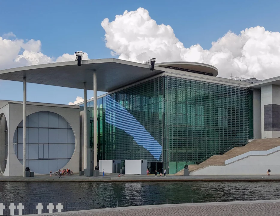 Plaża i wybrzeże — wakacje w Muzeum Sztuki Nowoczesnej w Izmire Izmir Turcja