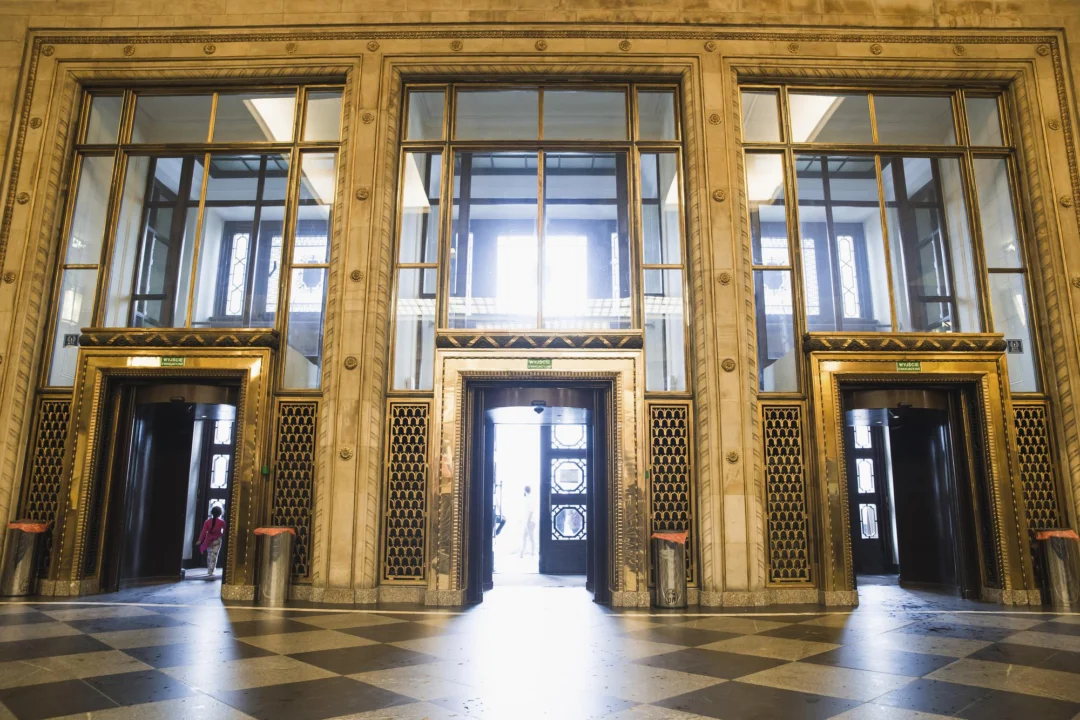 Góry i natura — Pałac Kultury i Nauki Warszawa Polska