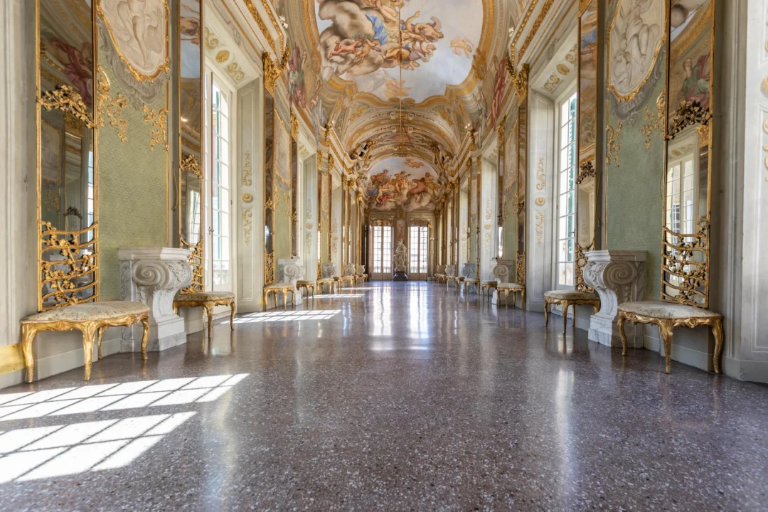 Góry i natura — Pałac Schönbrunn Austria