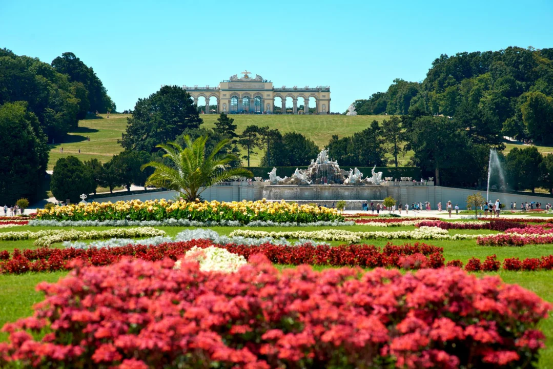 Atrakcje turystyczne — Pałac Schönbrunn Austria