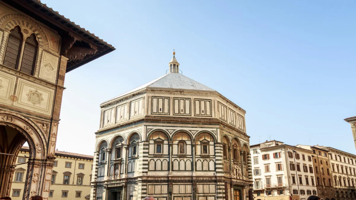 Góry i natura — Piazza del Duomo Florencja Włochy