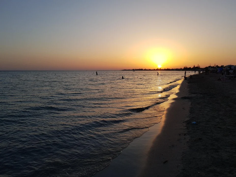 Góry i natura — Plaża Cesme Izmir Turcja