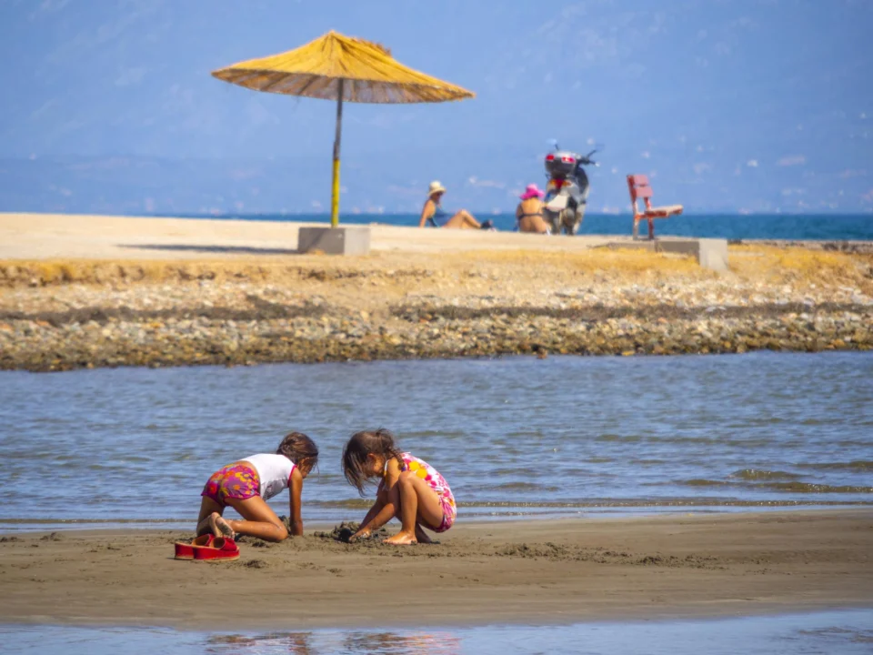 Kurort i widoki — Plaża El Cotillo Fuerteventura Hiszpania