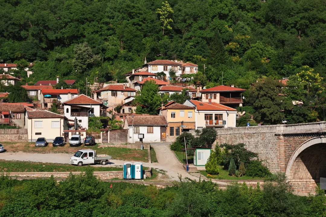 Atrakcje turystyczne — Plaża Jale Wybrzeże Jońskie Albania