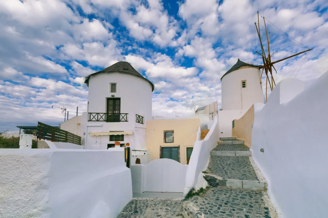 Miasto i architektura — Plaża Kamari Santorini Grecja