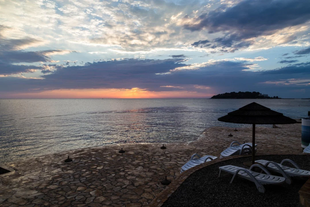 Góry i natura — Plaża Kathisma Lefkada Grecja