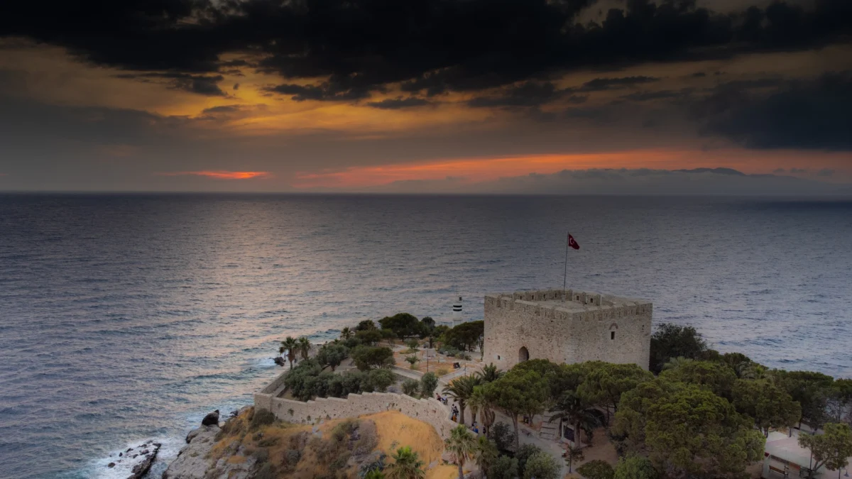 Miasto i architektura — Plaża Ladies Beach Kusadasi Turcja