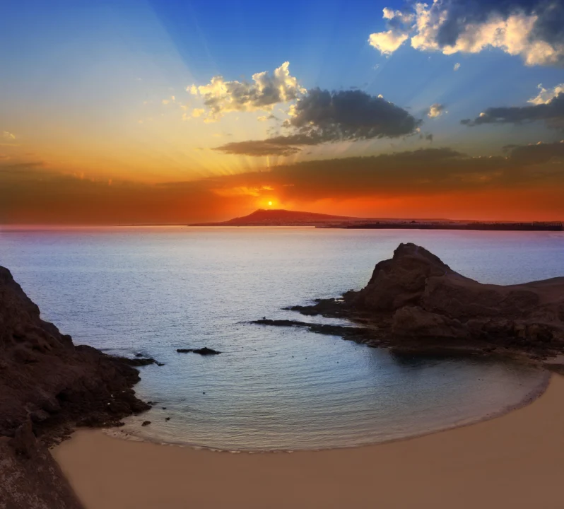 Atrakcje turystyczne — Plaża Papagayo Lanzarote Hiszpania