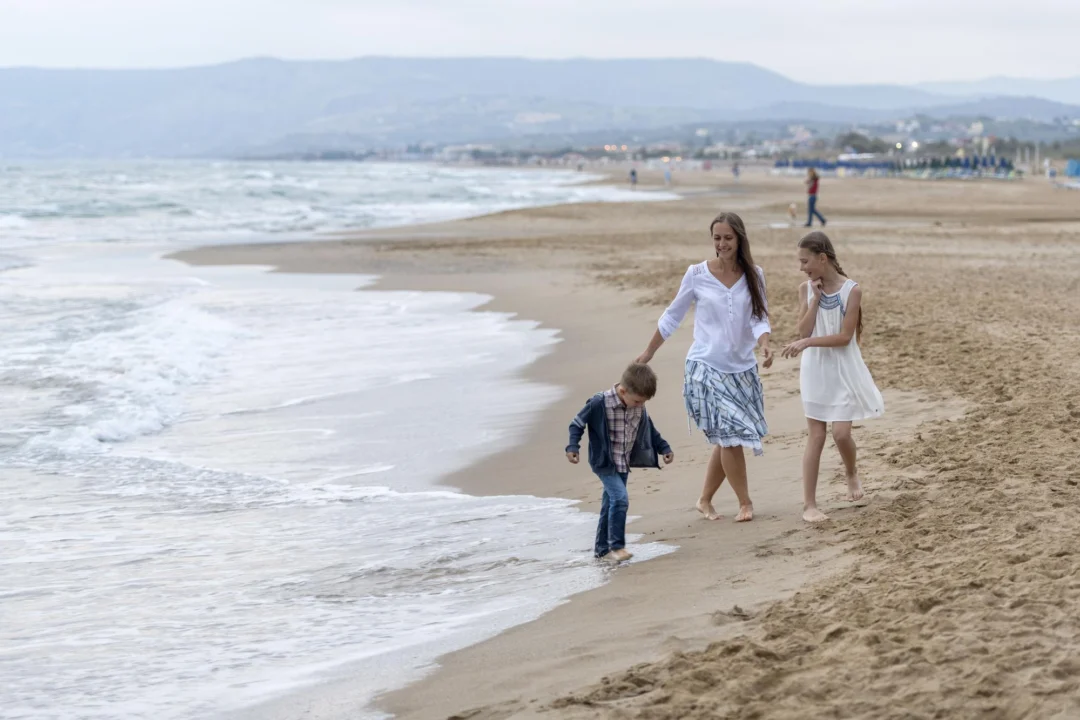 Góry i natura — Plaża Tsambika Rodos Grecja