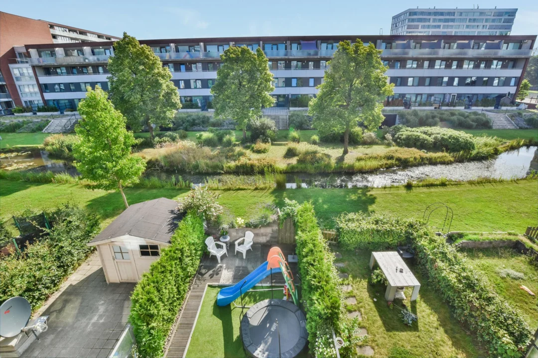 Kurort i widoki — Plaża Zelena Punta Wyspa Ugljan Chorwacja
