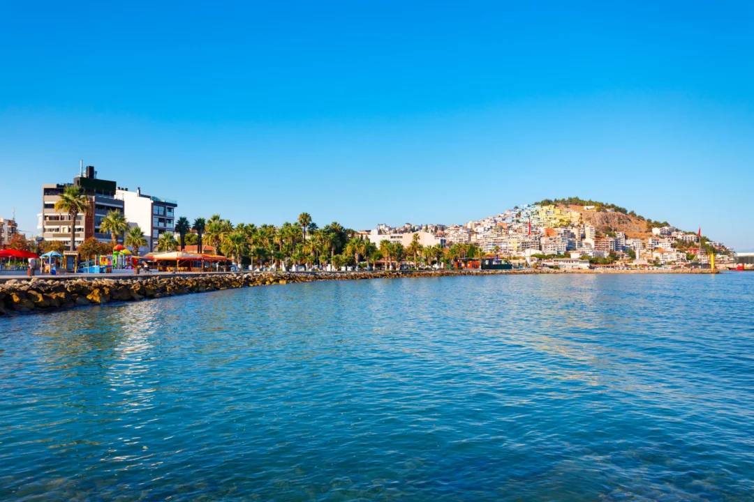 Góry i natura — Port Kusadasi Kusadasi Turcja