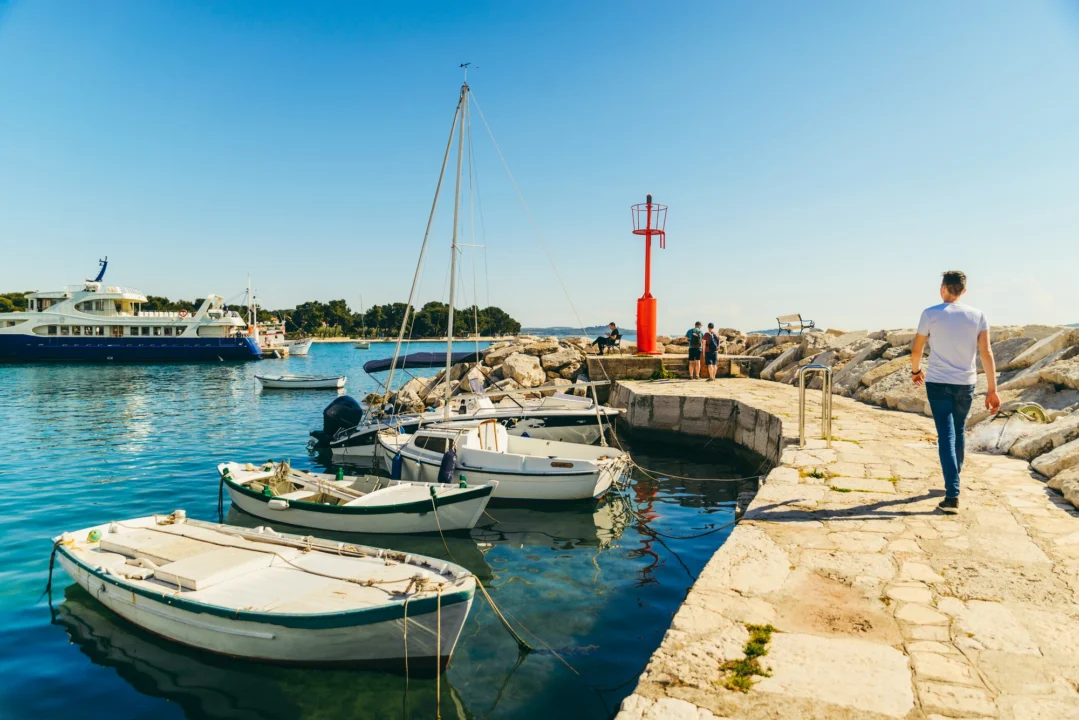 Kurort i widoki — Port w Pafos Pafos Cypr