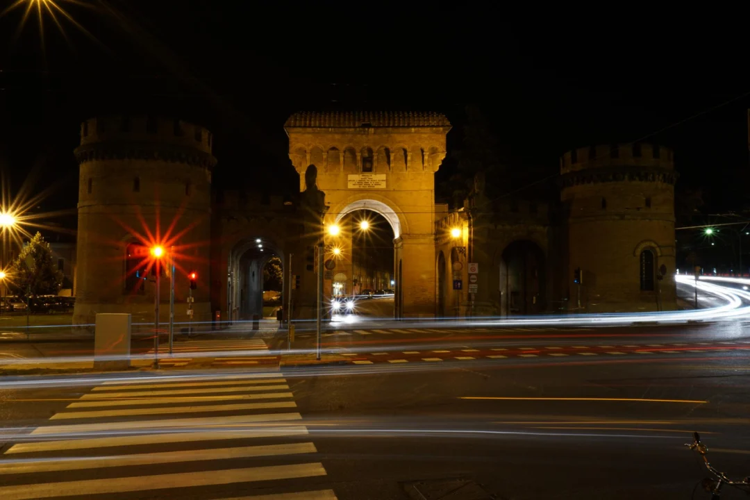 Miasto i architektura — Porta Venezia Mediolan Włochy