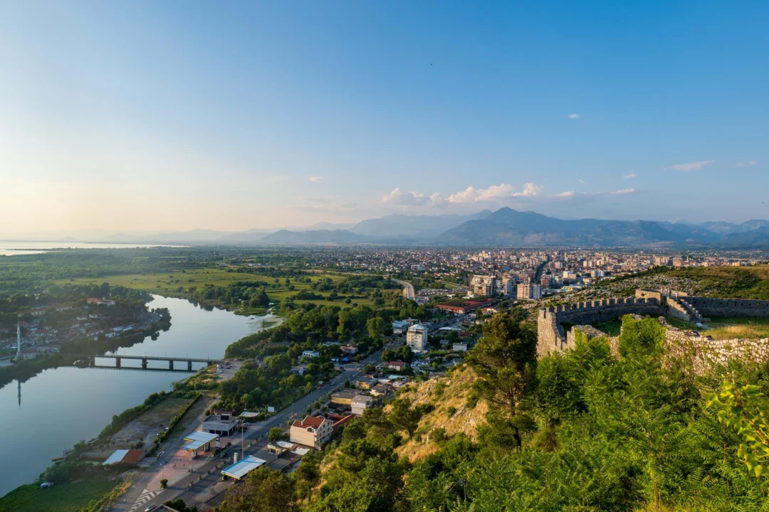 Góry i natura — Shkodra Albania
