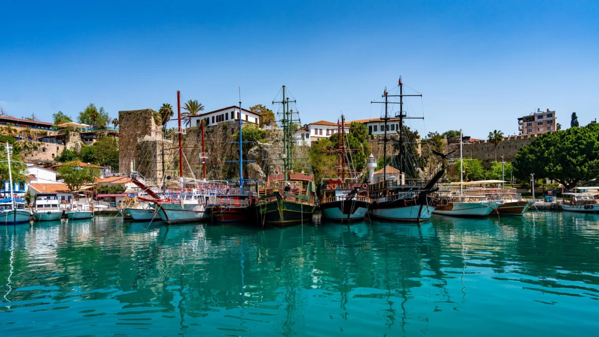 Góry i natura — Stare Miasto (Kaleiçi) Antalya Turcja