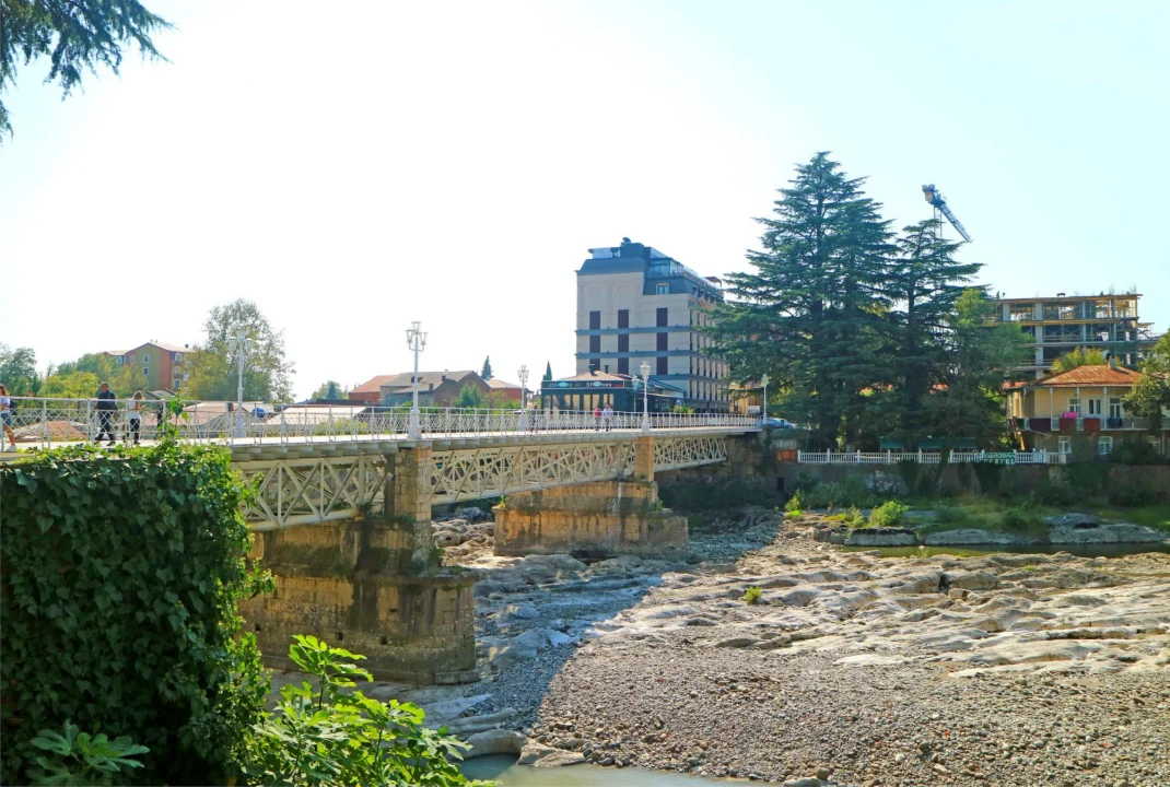 Góry i natura — Stary Most na rzece Ribnica Podgorica Czarnogóra